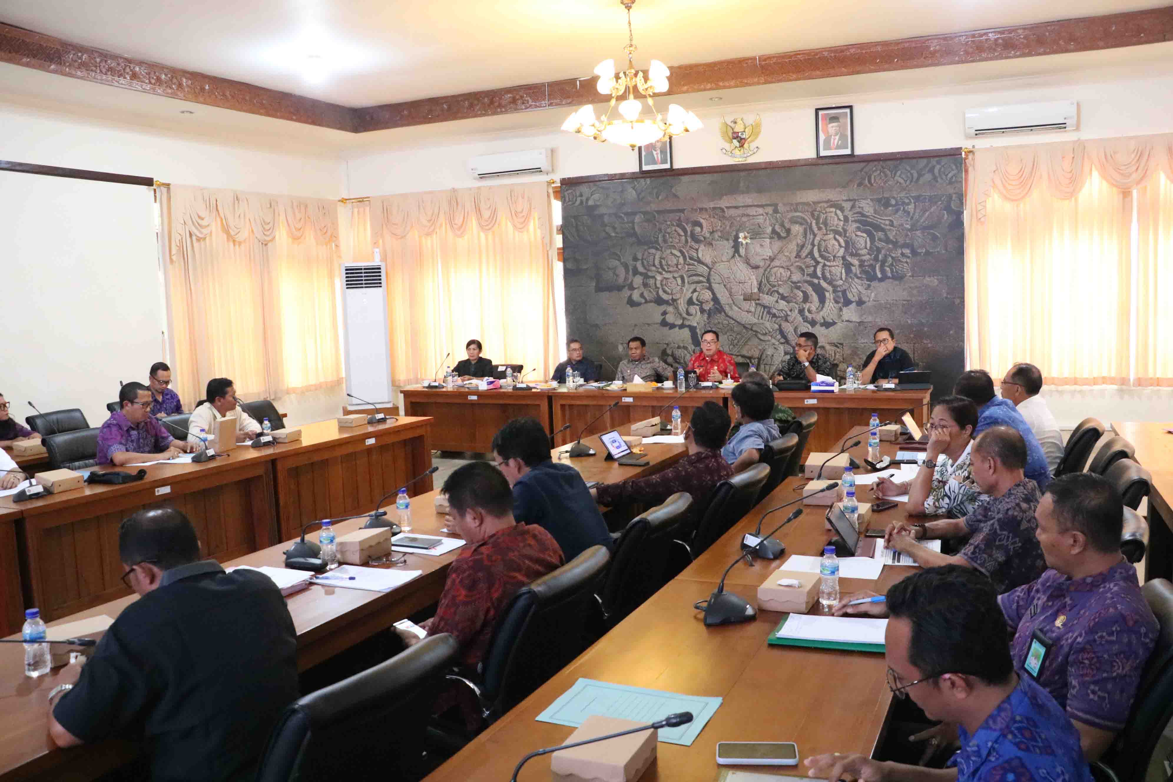 Inginkan Pembentukan Ranperda Sesuai Regulasi, Pj. Bupati Lihadnyana Undang Direktur Produk Hukum Dirjen Otda