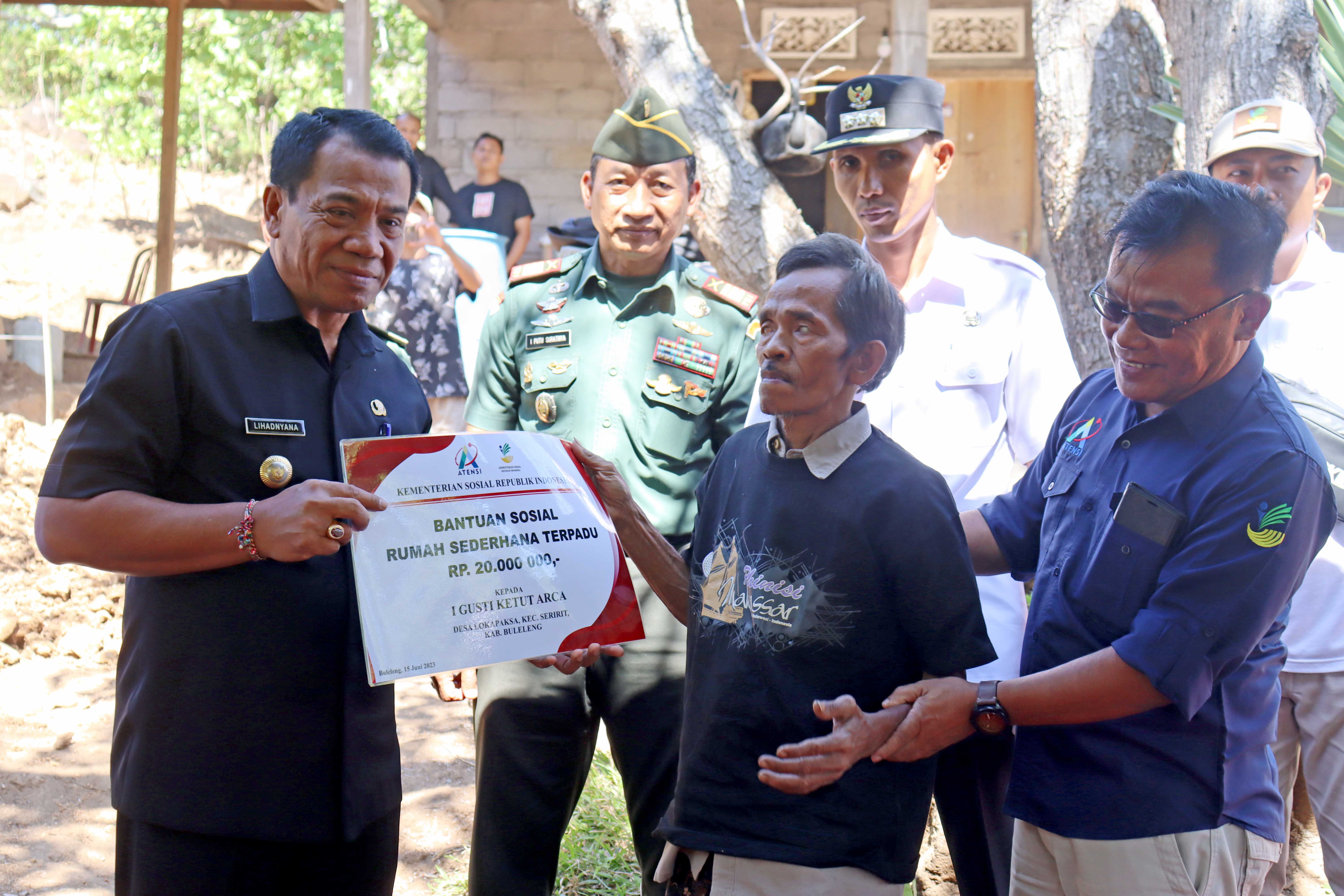 Penjabat Bupati Buleleng Dorong Pemberdayaan Masyarakat Kurang Mampu dan Disabilitas