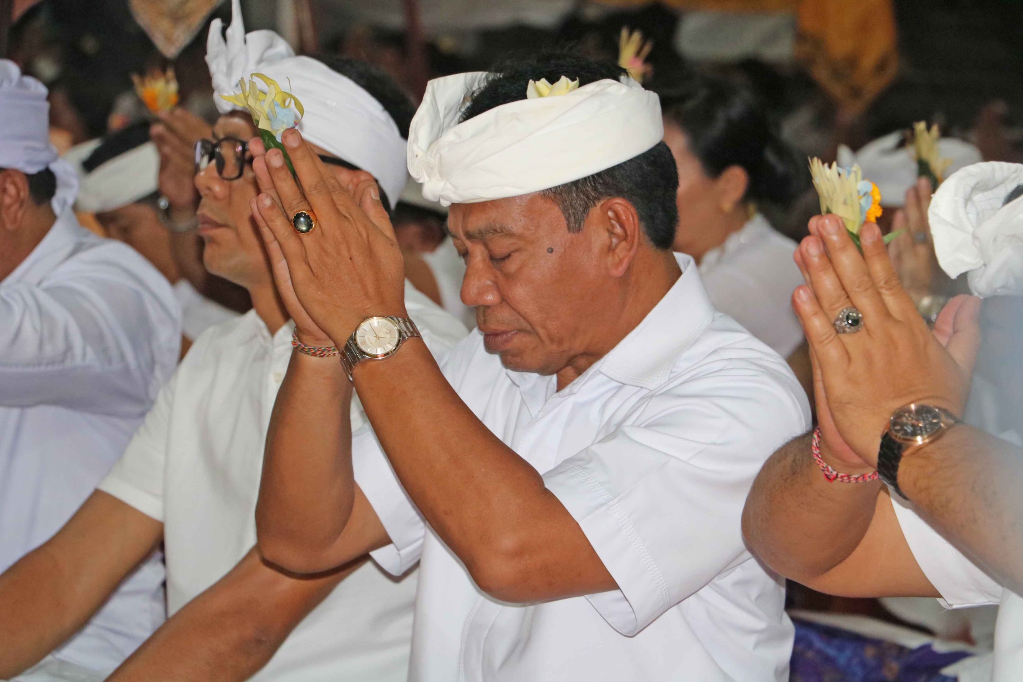 Penjabat (Pj) Bupati Buleleng Ketut Lihadnyana Nagturang Bakti Pada puncak Piodalan Agung XXX, Pura Agung Jagatnatha